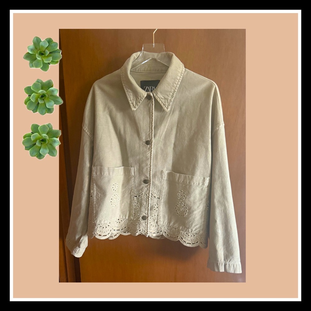 Zara  light green eyelet jacket. Size Large.